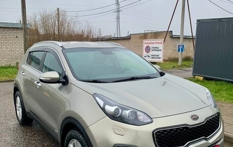 KIA Sportage IV рестайлинг, 2017 год, 2 200 000 рублей, 2 фотография