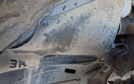 Toyota Land Cruiser Prado 120 рестайлинг, 2006 год, 2 700 000 рублей, 7 фотография