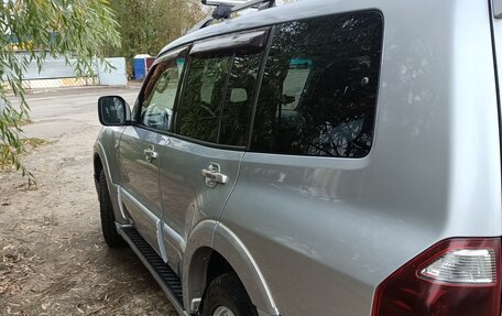 Mitsubishi Pajero III рестайлинг, 2004 год, 1 350 000 рублей, 8 фотография