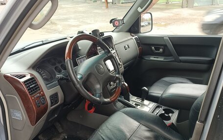 Mitsubishi Pajero III рестайлинг, 2004 год, 1 350 000 рублей, 7 фотография