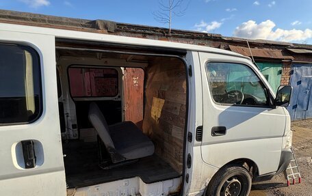 Nissan Caravan IV, 2004 год, 639 999 рублей, 11 фотография