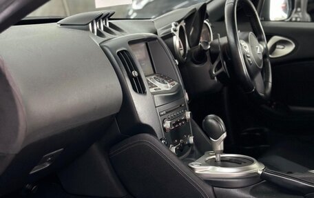 Nissan Fairlady Z VI, 2011 год, 1 700 000 рублей, 16 фотография