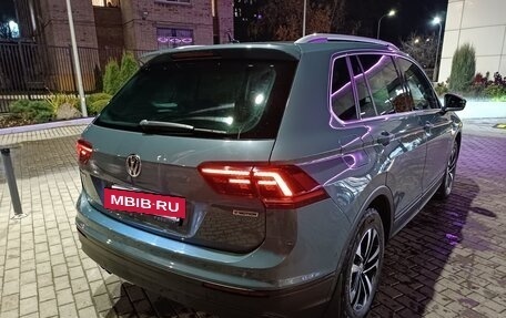 Volkswagen Tiguan II, 2019 год, 2 456 000 рублей, 6 фотография
