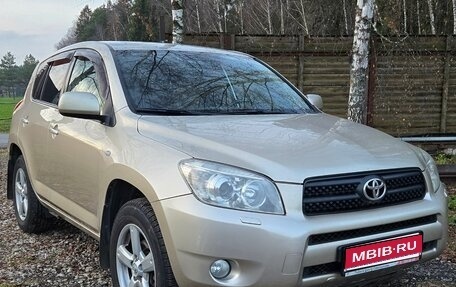 Toyota RAV4, 2006 год, 1 400 000 рублей, 1 фотография
