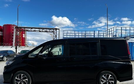 Honda Stepwgn IV, 2018 год, 2 300 000 рублей, 6 фотография