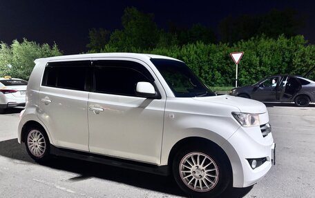 Toyota bB II рестайлинг, 2007 год, 700 000 рублей, 2 фотография