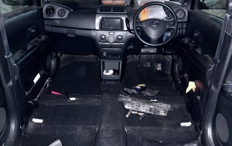 Toyota bB II рестайлинг, 2007 год, 700 000 рублей, 11 фотография