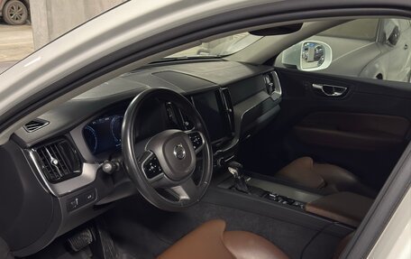 Volvo XC60 II, 2018 год, 3 800 000 рублей, 8 фотография