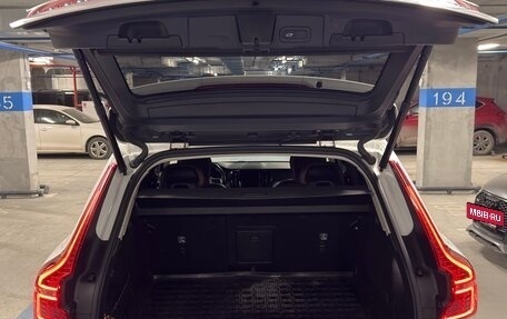 Volvo XC60 II, 2018 год, 3 800 000 рублей, 7 фотография