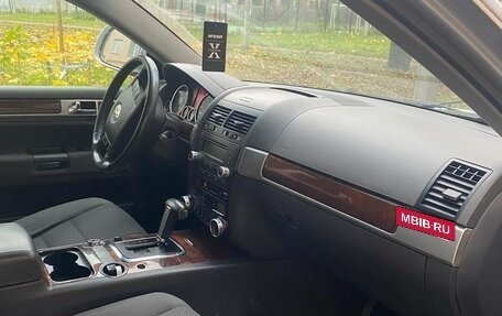 Volkswagen Touareg III, 2007 год, 850 000 рублей, 8 фотография