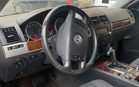 Volkswagen Touareg III, 2007 год, 850 000 рублей, 9 фотография