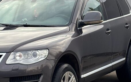 Volkswagen Touareg III, 2009 год, 1 250 000 рублей, 2 фотография