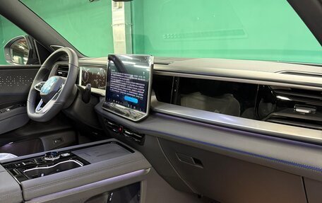 Volkswagen Teramont, 2025 год, 6 500 000 рублей, 13 фотография