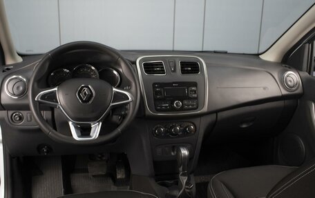 Renault Logan II, 2022 год, 1 620 000 рублей, 6 фотография