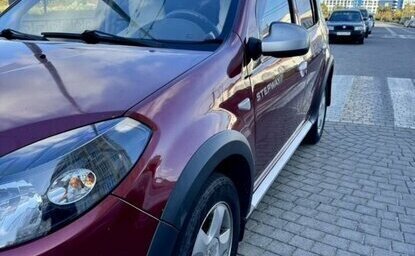 Renault Sandero I, 2012 год, 630 000 рублей, 1 фотография