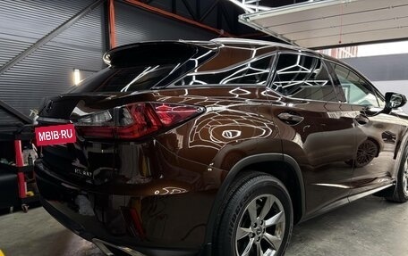 Lexus RX IV рестайлинг, 2019 год, 4 550 000 рублей, 6 фотография