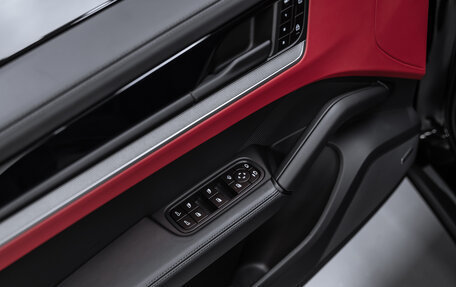 Porsche Cayenne III, 2025 год, 16 900 000 рублей, 24 фотография