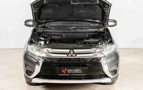 Mitsubishi Outlander III рестайлинг 3, 2018 год, 2 078 700 рублей, 11 фотография