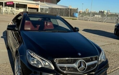 Mercedes-Benz E-Класс, 2015 год, 1 900 000 рублей, 1 фотография