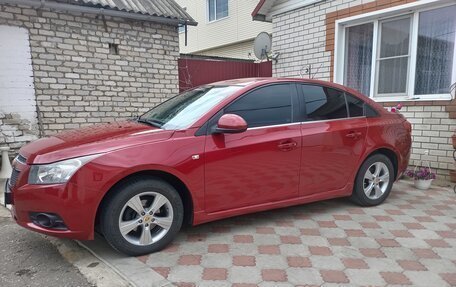 Chevrolet Cruze II, 2010 год, 780 000 рублей, 10 фотография