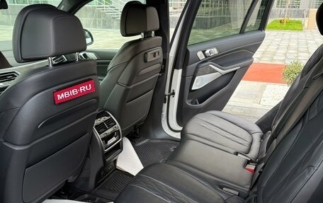 BMW X7, 2021 год, 7 500 000 рублей, 21 фотография