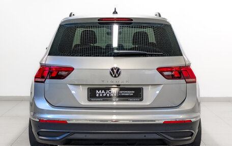 Volkswagen Tiguan II, 2021 год, 2 695 000 рублей, 6 фотография