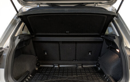 Volkswagen Tiguan II, 2021 год, 2 695 000 рублей, 10 фотография