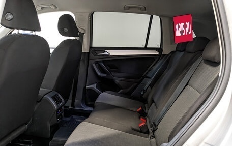 Volkswagen Tiguan II, 2021 год, 2 695 000 рублей, 18 фотография