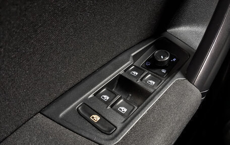 Volkswagen Tiguan II, 2021 год, 2 695 000 рублей, 30 фотография