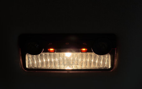 BMW 5 серия, 2012 год, 1 970 000 рублей, 28 фотография