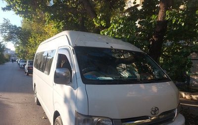 Toyota HiAce H200, 2005 год, 1 900 000 рублей, 1 фотография