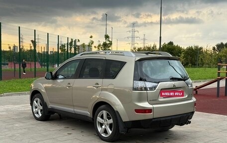 Mitsubishi Outlander III рестайлинг 3, 2006 год, 1 000 000 рублей, 3 фотография