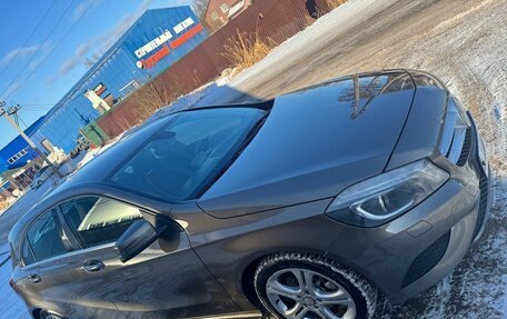 Mercedes-Benz A-Класс, 2013 год, 1 450 000 рублей, 2 фотография