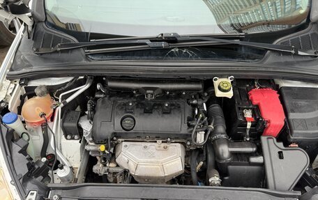 Peugeot 408 I рестайлинг, 2014 год, 490 000 рублей, 4 фотография