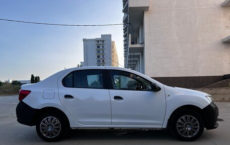 Renault Logan II, 2016 год, 450 000 рублей, 3 фотография