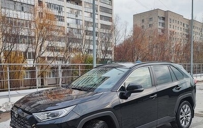 Toyota RAV4, 2021 год, 3 290 000 рублей, 1 фотография