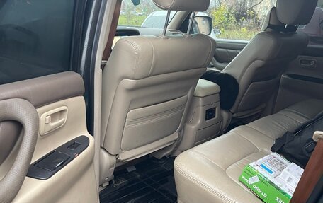 Toyota Land Cruiser 100 рестайлинг 2, 1998 год, 1 550 000 рублей, 11 фотография