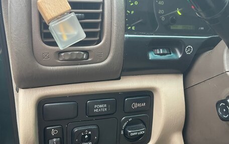 Toyota Land Cruiser 100 рестайлинг 2, 1998 год, 1 550 000 рублей, 10 фотография