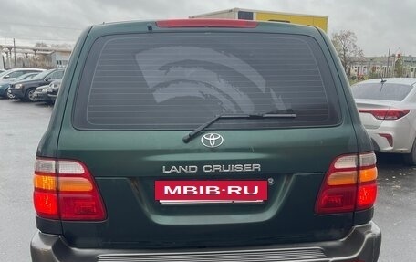 Toyota Land Cruiser 100 рестайлинг 2, 1998 год, 1 550 000 рублей, 5 фотография