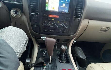 Toyota Land Cruiser 100 рестайлинг 2, 1998 год, 1 550 000 рублей, 8 фотография