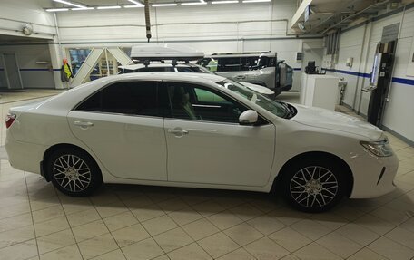 Toyota Camry, 2016 год, 2 265 000 рублей, 5 фотография
