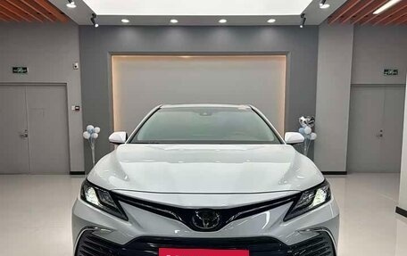Toyota Camry, 2022 год, 2 355 932 рублей, 2 фотография