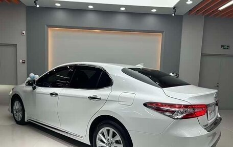 Toyota Camry, 2022 год, 2 355 932 рублей, 6 фотография