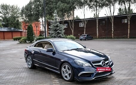 Mercedes-Benz E-Класс, 2014 год, 2 190 000 рублей, 2 фотография