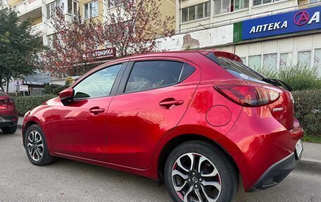Mazda Demio IV, 2017 год, 1 250 000 рублей, 6 фотография