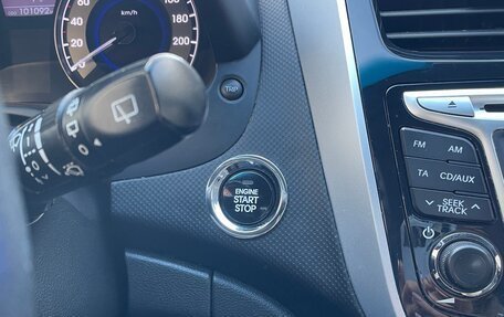 Hyundai Solaris II рестайлинг, 2012 год, 840 000 рублей, 9 фотография