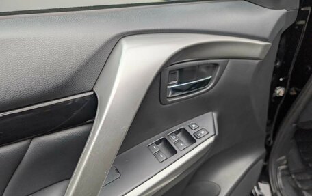 Mitsubishi Pajero Sport III рестайлинг, 2020 год, 3 149 000 рублей, 9 фотография