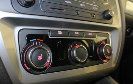 Volkswagen Jetta VI, 2017 год, 1 356 000 рублей, 13 фотография