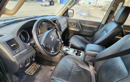 Mitsubishi Pajero IV, 2013 год, 2 200 000 рублей, 7 фотография