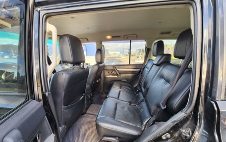 Mitsubishi Pajero IV, 2013 год, 2 200 000 рублей, 9 фотография